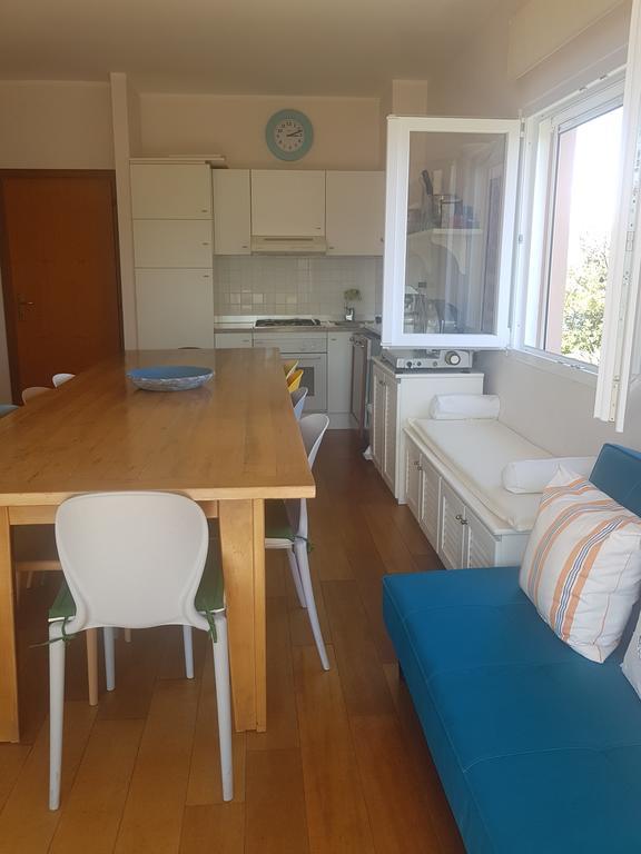 Casa Di Ludovica Lejlighed Manerba del Garda Eksteriør billede
