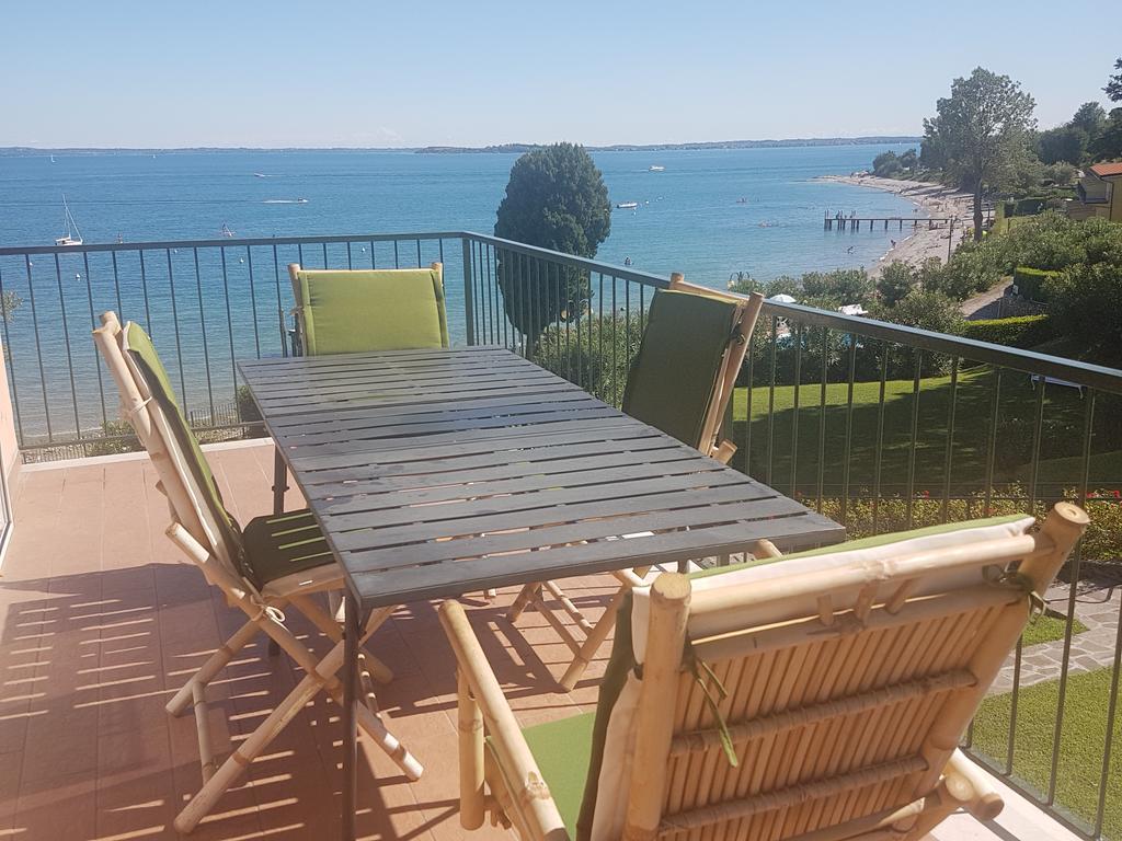 Casa Di Ludovica Lejlighed Manerba del Garda Eksteriør billede