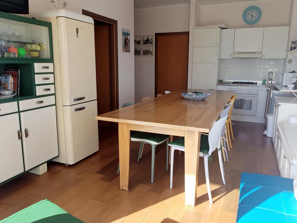 Casa Di Ludovica Lejlighed Manerba del Garda Eksteriør billede