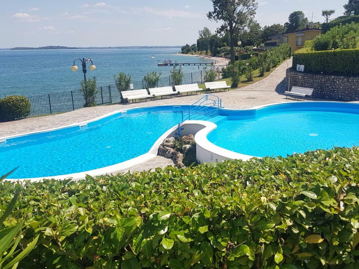 Casa Di Ludovica Lejlighed Manerba del Garda Eksteriør billede